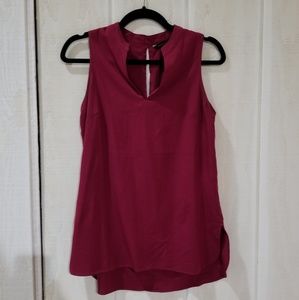 Banana Republic Sleeveless Blouse